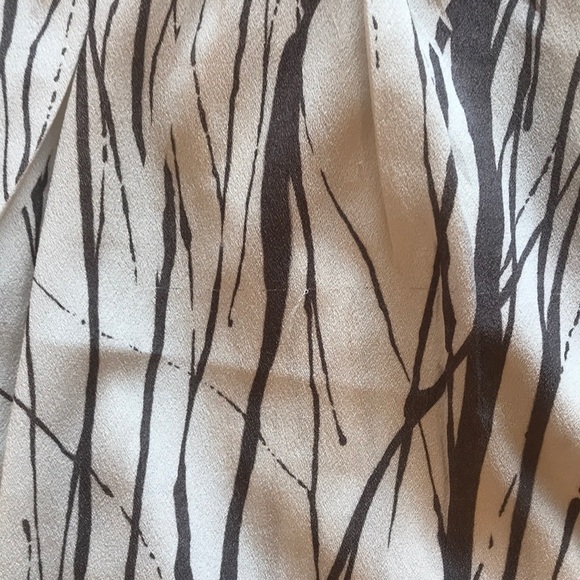 Forever 21 Tank Size L - Picture 4 of 7